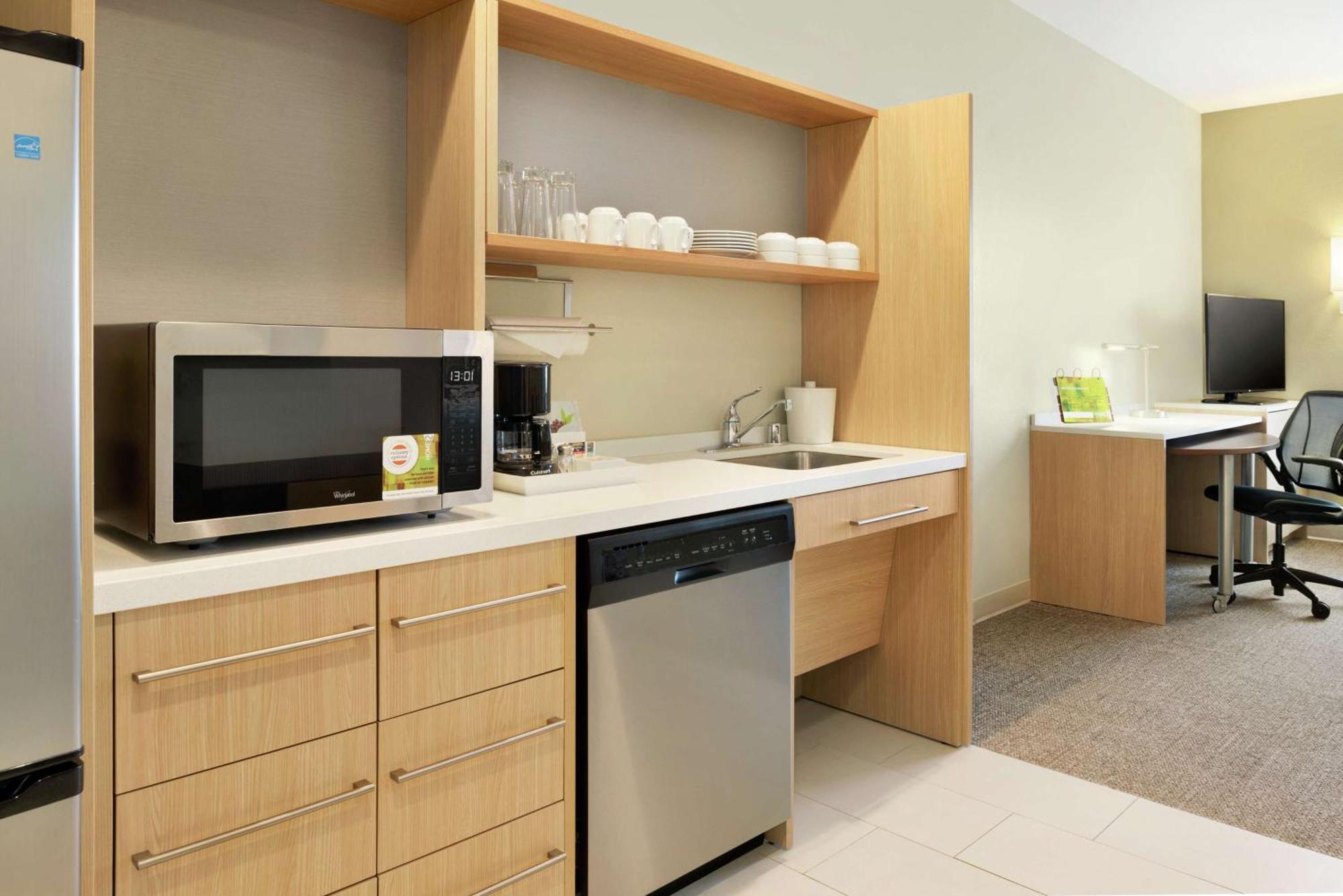 ווקשה Home2 Suites By Hilton Milwaukee Brookfield מראה חיצוני תמונה